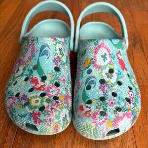 Disney Ariel Little Mermaid Vera Bradley Crocs - Big Kid Size J5